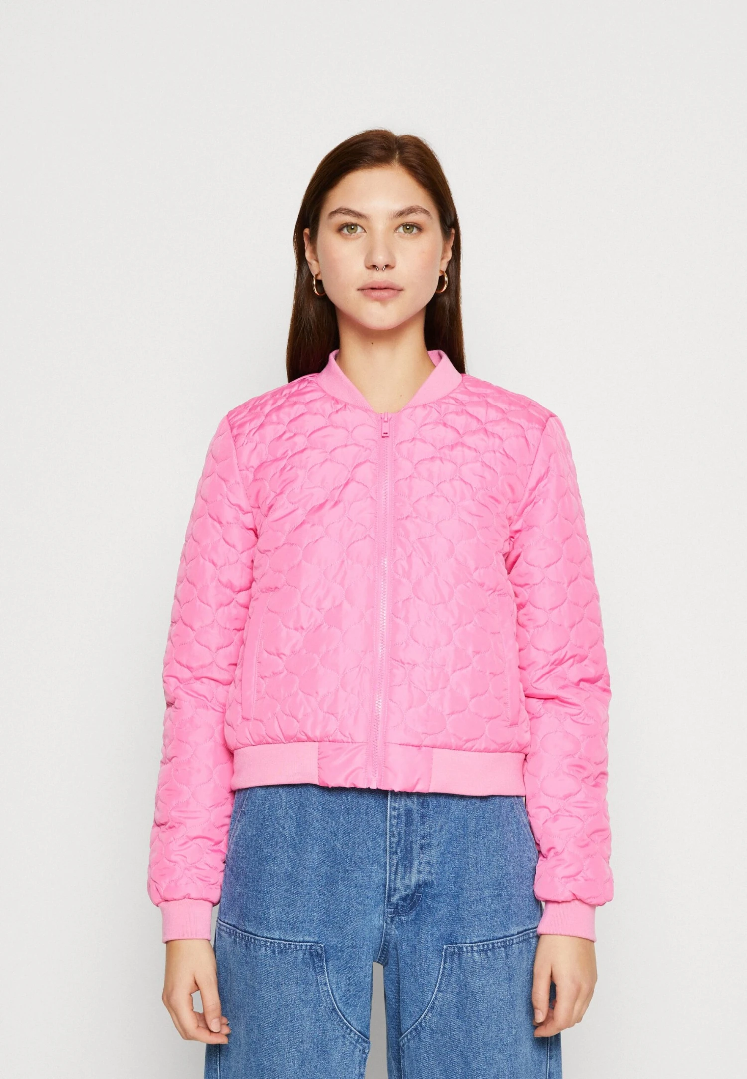 Noisy May Nmvivi- Bomberjacks - Shocking Pink 3 Noisy May Nmvivi- Bomberjacks - Shocking Pink