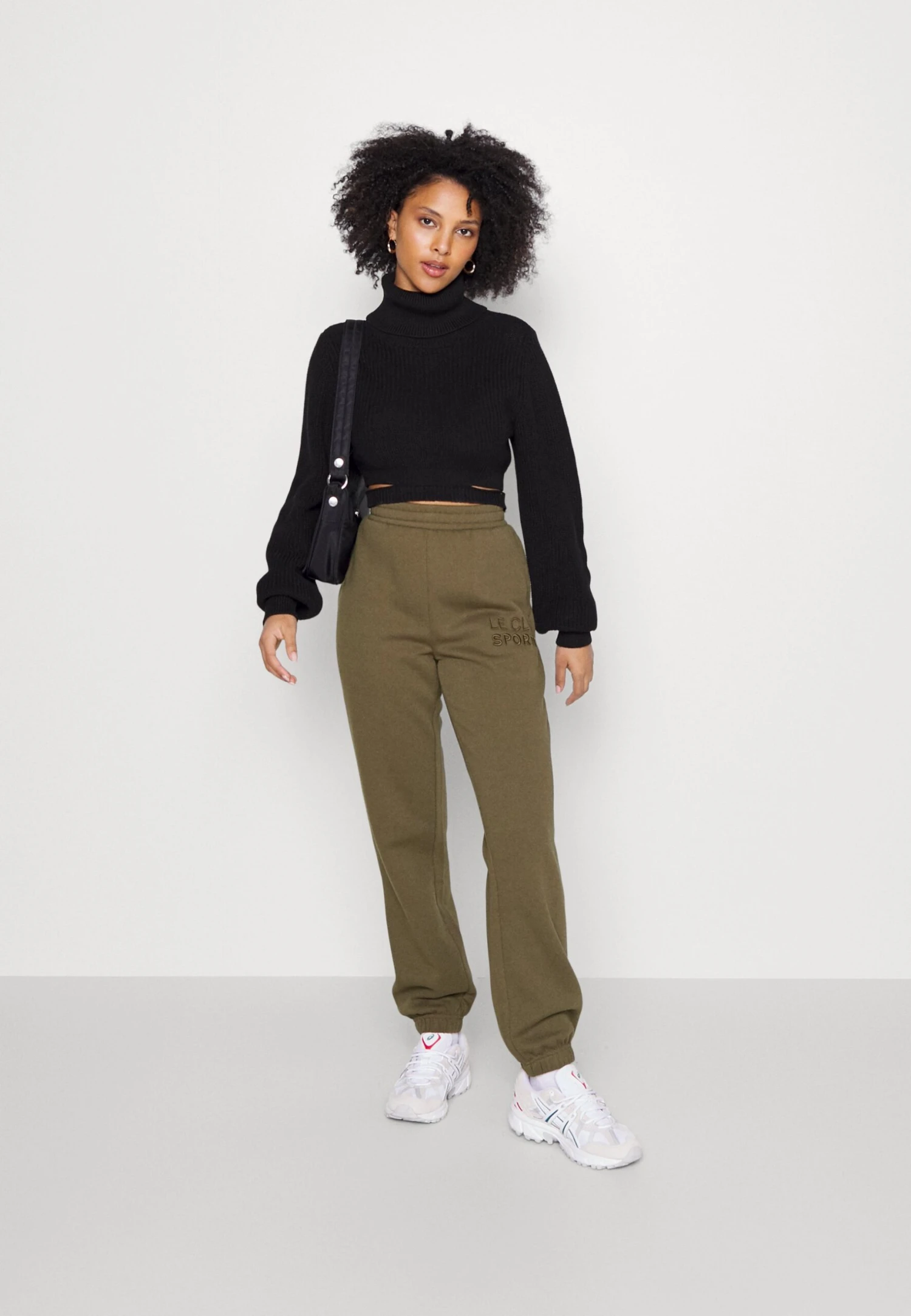 Noisy May Petite Nmalden Logo Pant Petite - Trainingsbroek - Crocodile 4 Noisy May Petite Nmalden Logo Pant Petite - Trainingsbroek - Crocodile - Afbeelding 2