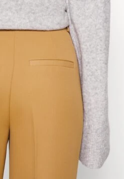 Noisy May Petite Nmdrewie Straight Pants Petite- Broek - Chipmunk -Noisy May b10ec1eefe9d4ac69c1a53dea9bf24c2