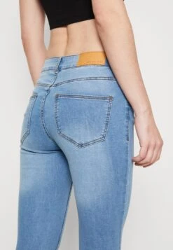 Noisy May Nmbillie - Jeans Skinny Fit - Light Blue Denim 13 Noisy May Nmbillie - Jeans Skinny Fit - Light Blue Denim -Noisy May b142642d515f457794f481acca05ed60
