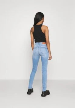 Noisy May Nmlucy - Jeans Skinny Fit - Light Blue Denim -Noisy May b1da11059c2947559f150c609fa5b62f