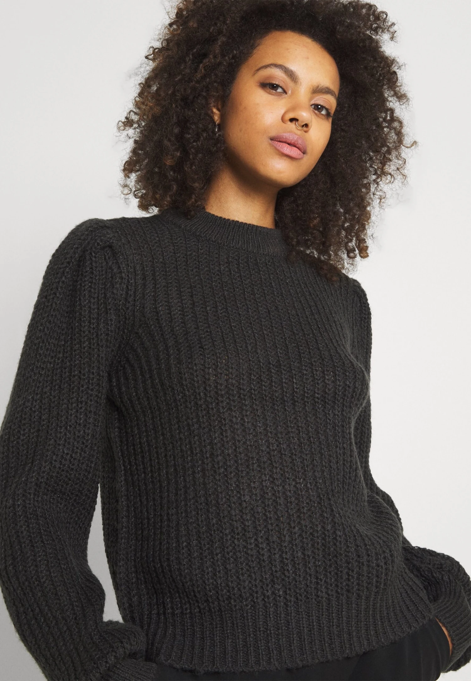 Noisy May Nmdollie Oneck - Trui - Mottled Dark Grey 6 Noisy May Nmdollie Oneck - Trui - Mottled Dark Grey - Afbeelding 4