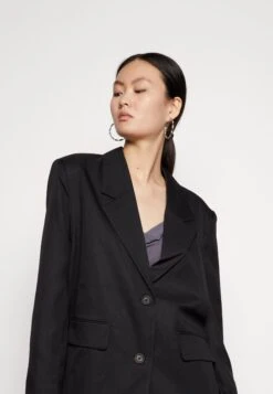 Noisy May Nmvincent Milla- Blazer - Black 11 Noisy May Nmvincent Milla- Blazer - Black -Noisy May bdb564193feb46d08f3450108cba0869