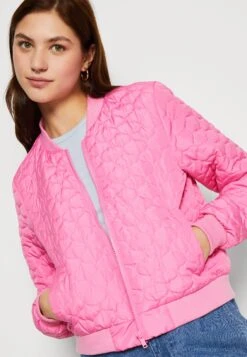 Noisy May Nmvivi- Bomberjacks - Shocking Pink 11 Noisy May Nmvivi- Bomberjacks - Shocking Pink -Noisy May bf6852ee22ff4d26b7db0749b1357316