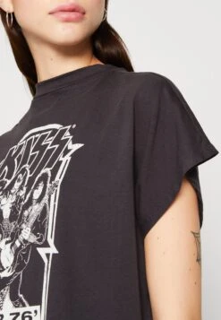 Noisy May Nmhailey Kizz - T-Shirt Print - Obsidian 13 Noisy May Nmhailey Kizz - T-Shirt Print - Obsidian -Noisy May c66480615c8042ab90f61690492d2123