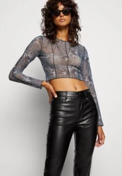 Noisy May Nmluke High Waist Flared Pant - Broek - Black -Noisy May c7abab50a90e4e2a924dacc8149efacb