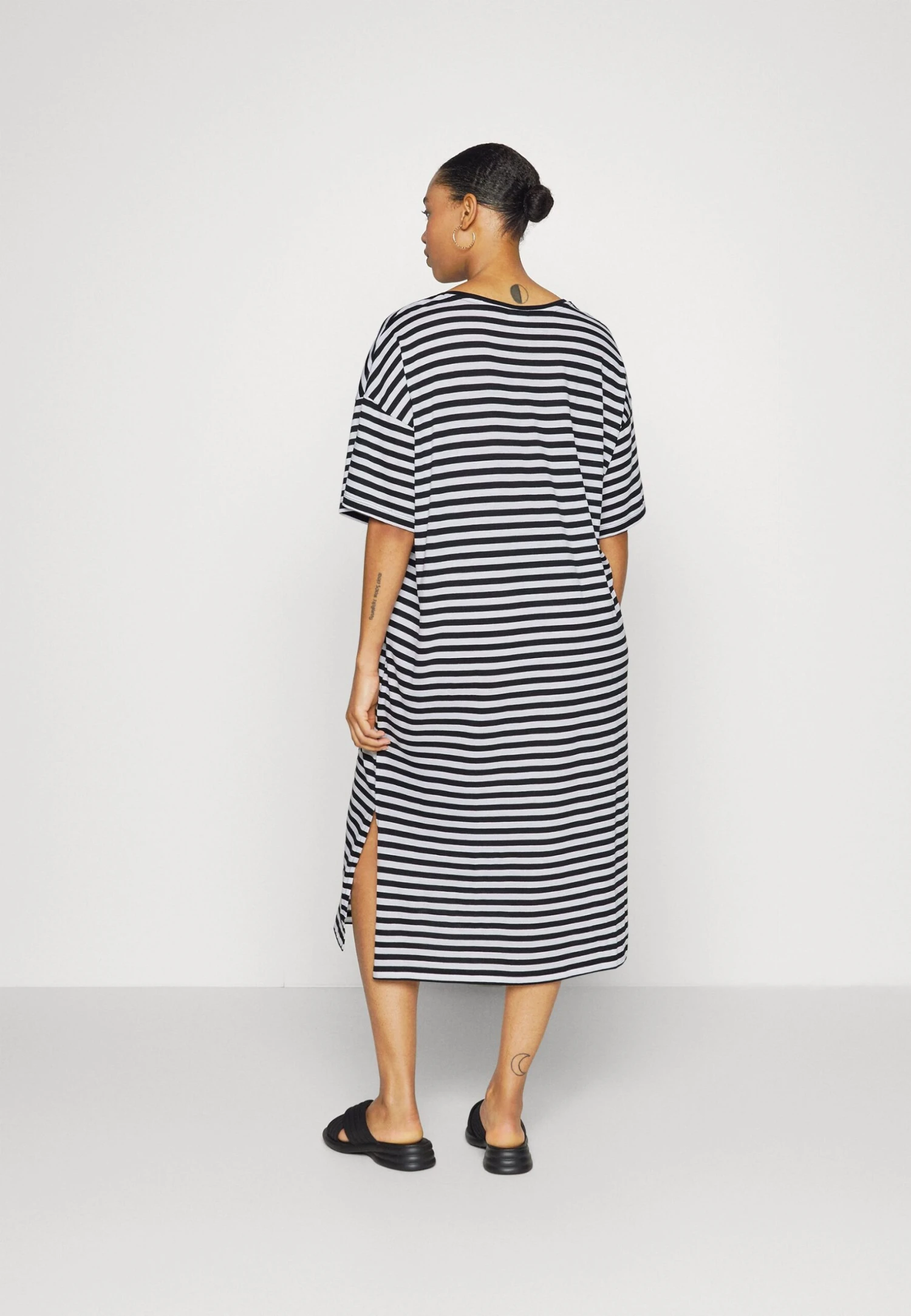 Nmmaiden Dress Curve - Jerseyjurk - Black 5 Nmmaiden Dress Curve - Jerseyjurk - Black - Afbeelding 3
