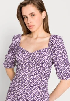 Noisy May Nmbine Short Ruching- Jurk - Chalk Violet -Noisy May c915c24d6a124cff8e3dafa5bba1549d