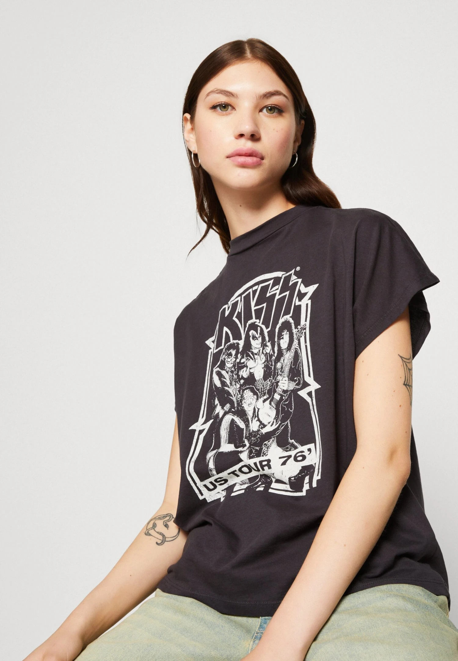 Noisy May Nmhailey Kizz - T-Shirt Print - Obsidian 6 Noisy May Nmhailey Kizz - T-Shirt Print - Obsidian - Afbeelding 4