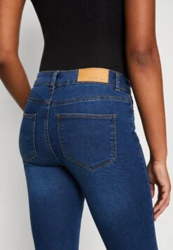 Noisy May Nmbillie - Jeans Skinny Fit - Medium Blue Denim -Noisy May cb4611b6d80845d0b0770ff60812430e