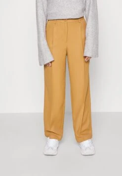 Noisy May Petite Nmdrewie Straight Pants Petite- Broek - Chipmunk