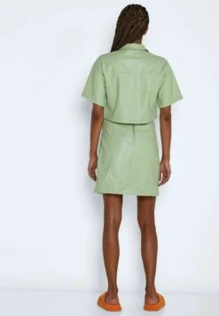 Noisy May Overhemdblouse - Smoke Green 10 Noisy May Overhemdblouse - Smoke Green -Noisy May d5dc3b6288c64ee8876821e11c1fee12