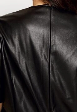 Nmhill Short Dress Curve - Jurk - Black -Noisy May d775709d119146b9abe8dfe9a3e6d233