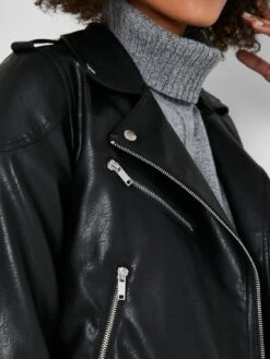 Noisy May Nmrollo Jacket - Imitatieleren Jas - Black 13 Noisy May Nmrollo Jacket - Imitatieleren Jas - Black -Noisy May d9ed8389b36a43bf931f98ebc6a54ab8