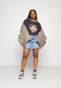 Nmida Deef Leopard O Neck Top Curve - T-Shirt Print - Obsidian/Def Leppard -Noisy May dc737af556814e58b787599d431be972