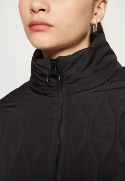 Noisy May Nmleah Quilt - Jas - Black -Noisy May deaf49c4237943f49e9589ed116fa9fc