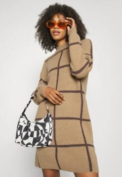 Noisy May Nmsille O Neck Dress - Gebreide Jurk - Tigers Eye -Noisy May e04e2fee784e4a79ba8cc42be3049d1c