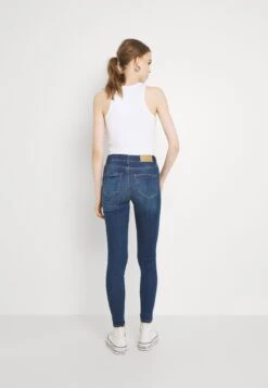 Noisy May Nmlucy - Jeans Skinny Fit - Medium Blue Denim -Noisy May e0ef74da9b1b4bc582f3d621dcd16390
