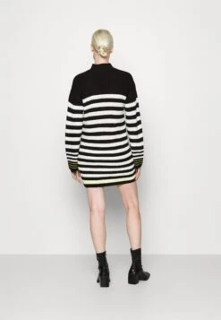 Nmclaire Highneck Dress - Gebreide Jurk - Black/White/Citronelle -Noisy May e4e27bb506104b89b307554e9f28c3ab