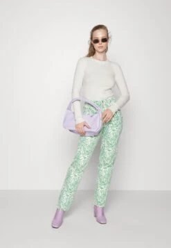 Noisy May Nmship S O-Neck- Trui - Sugar Swizzle -Noisy May e729e5badb464b5a925d66531d2e464c