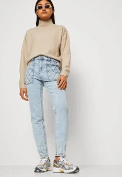 Noisy May Nmjuly Hw Mom - Slim Fit Jeans - Medium Blue Denim -Noisy May e8ac67f6b97647b795cfcfab473b33be