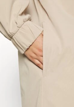 Nmsoffy - Mantel - Off-White 15 Nmsoffy - Mantel - Off-White -Noisy May f60b703e8356488ba402cf6fa2de1d98