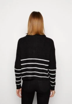 Noisy May Nmnewalice High Neck- Trui - Black/White -Noisy May f68fef577f7e4a12a3769ce0a631bef3