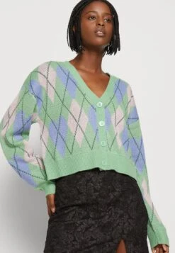 Noisy May Nmkirsty L/S V-Neck - Vest - Absinthe Green -Noisy May f8a053ded2b64ec9837ae9d941626e94