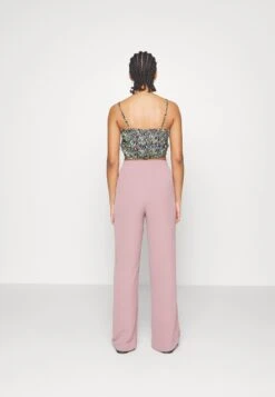 Noisy May Singlet Crop - Top - Black 10 Noisy May Singlet Crop - Top - Black -Noisy May ff622be8c1a344ca9ed96f1aee383a48